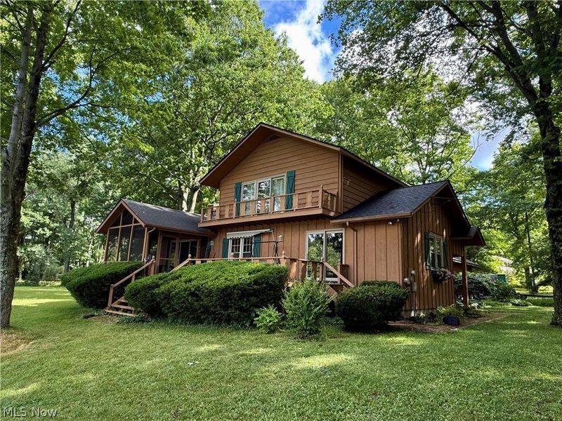 17956 Elliott Drive , Chagrin Falls, OH 44023 Photo 8