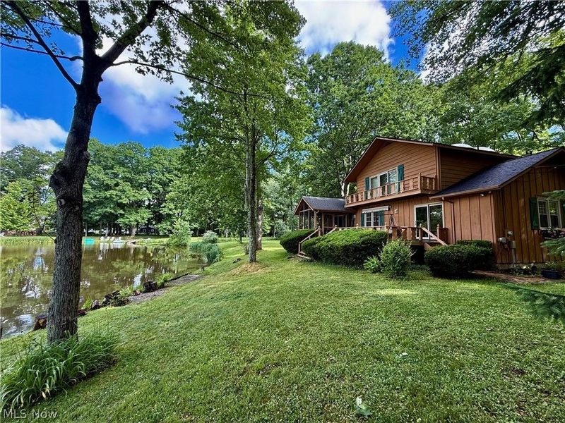 17956 Elliott Drive , Chagrin Falls, OH 44023 Photo 9