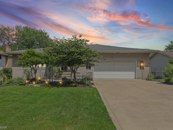 7159 Rustic Oval , Independence, OH 44131