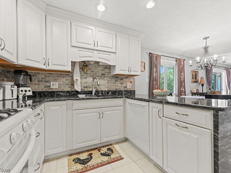 7159 Rustic Oval , Independence, OH 44131 Photo 6