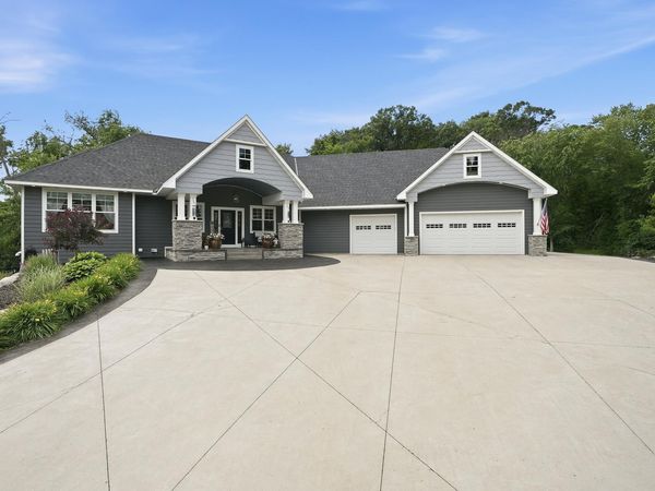 15385 50th Street N, Stillwater, MN 55082