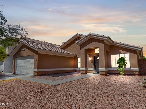 4638 E SUMMERHAVEN Drive, Phoenix, AZ 85044