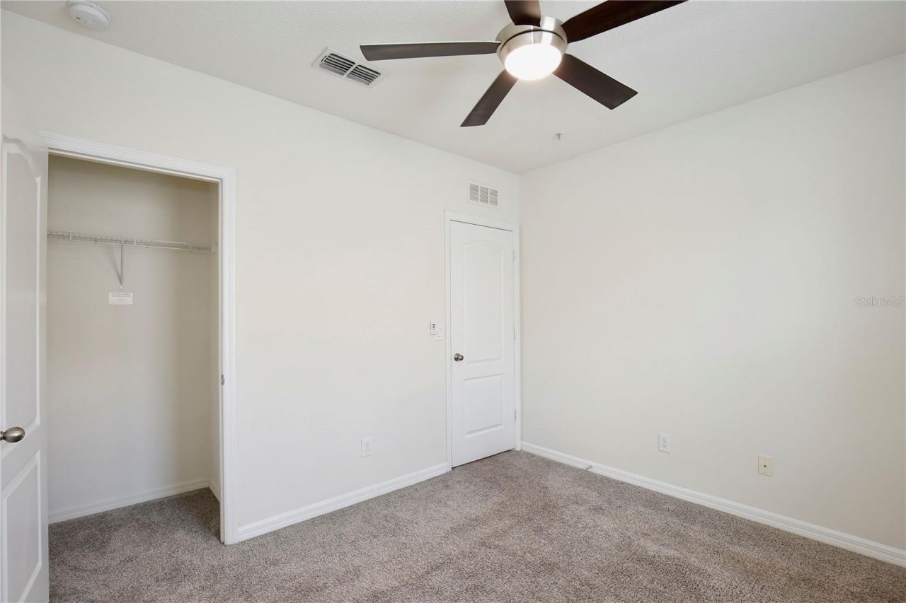 3520 Seneca Club Loop, Unit 51-102, Orlando, FL 32808 Photo