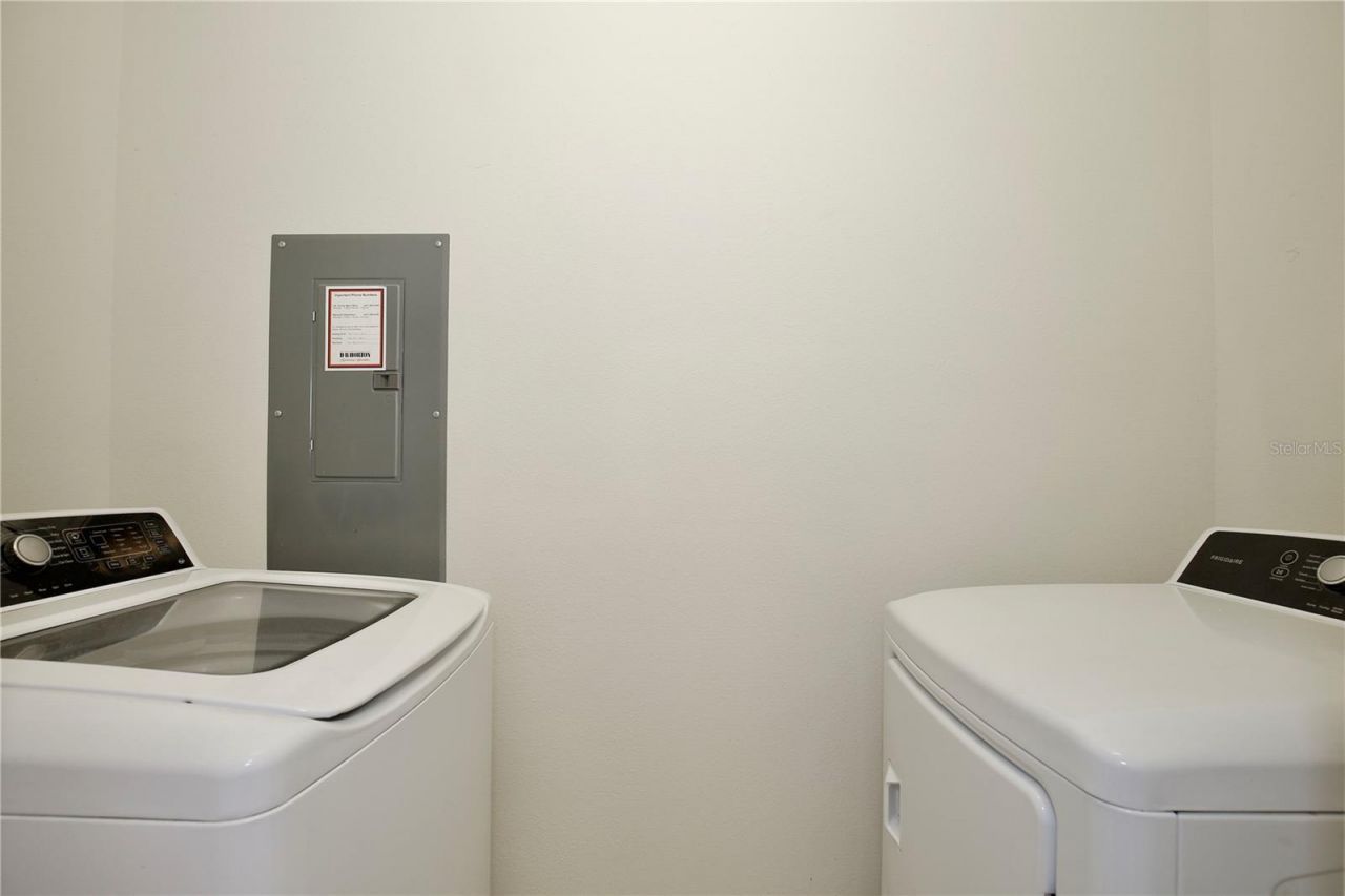 3520 Seneca Club Loop, Unit 51-102, Orlando, FL 32808 Photo