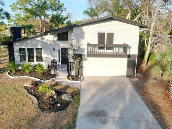 5667 CREEKWOOD DRIVE , SARASOTA, FL 34233