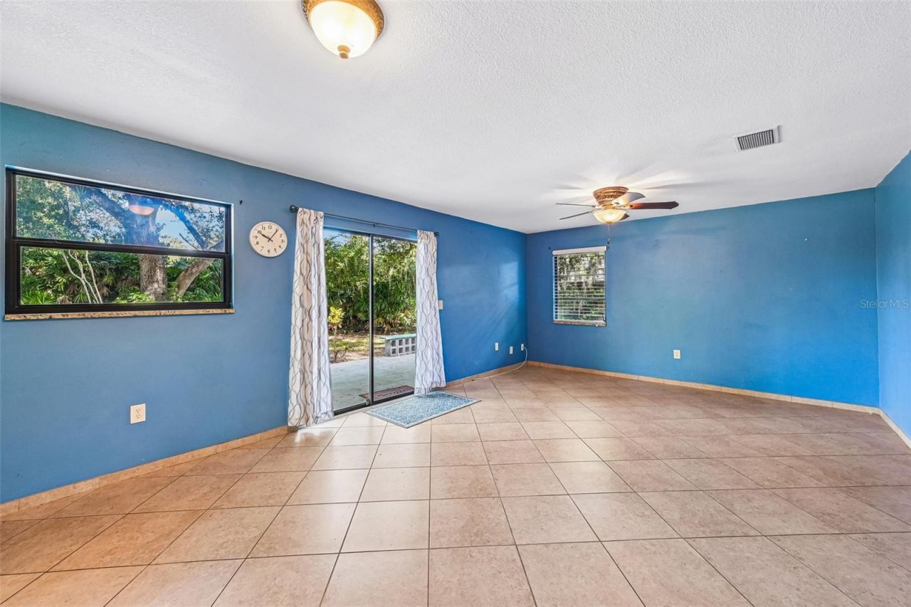 3304 Swaan Lane , Sarasota, FL 34235 Photo