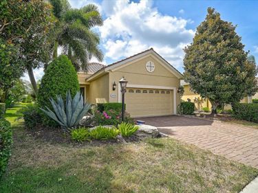 14326 STIRLING DRIVE , BRADENTON, FL 34202