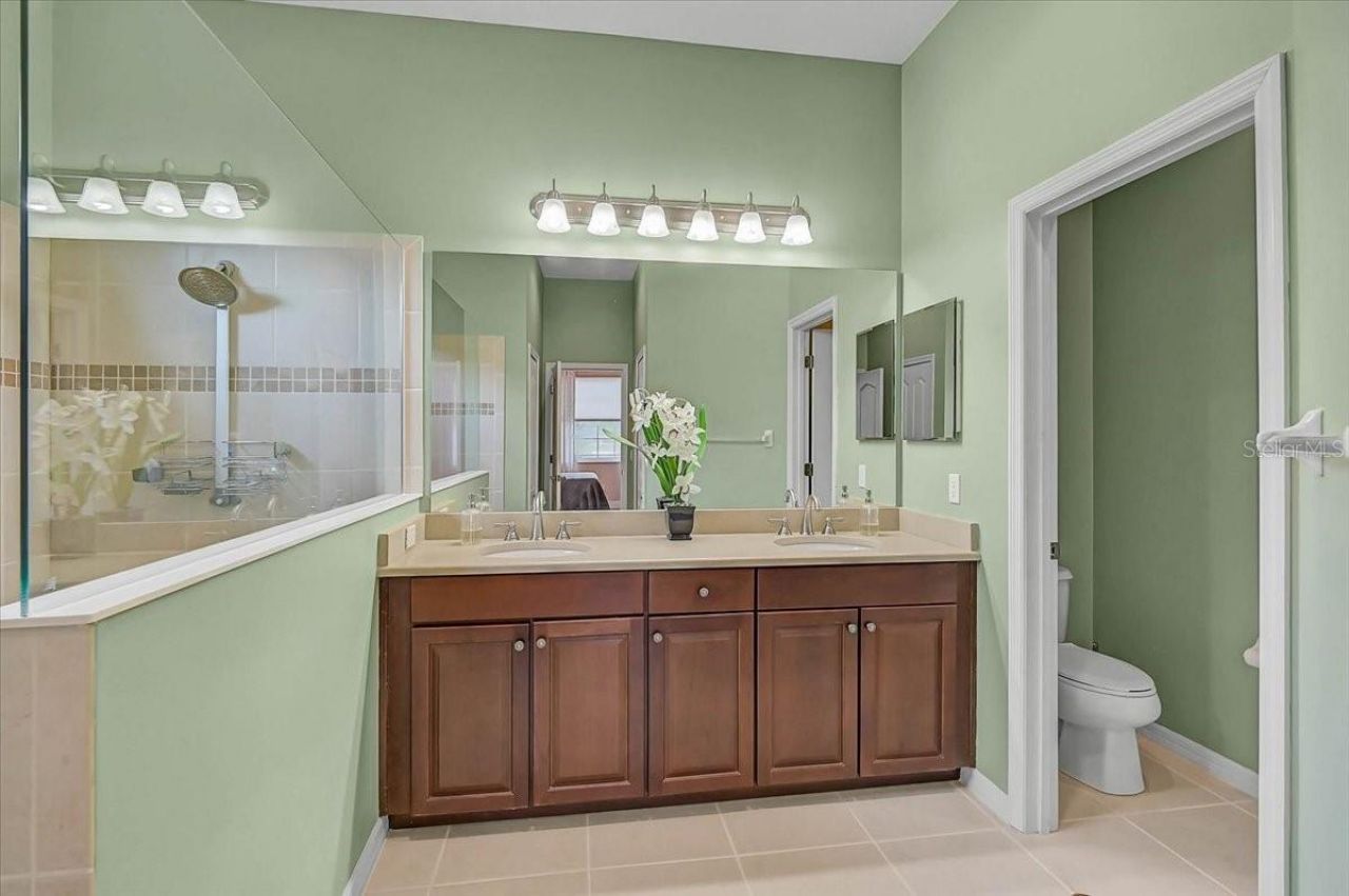 14326 Stirling Drive , Bradenton, FL 34202 Photo