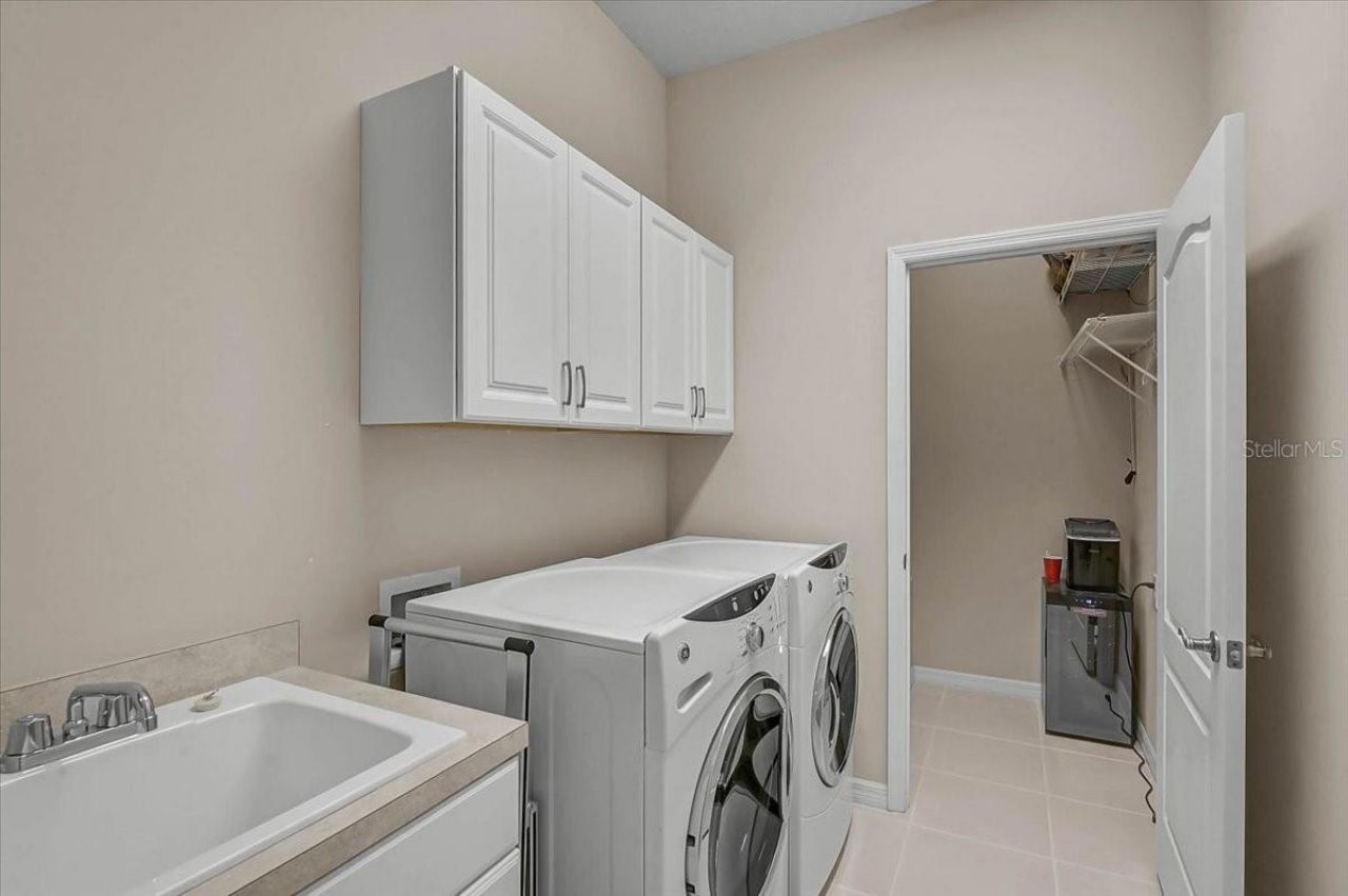 14326 Stirling Drive , Bradenton, FL 34202 Photo