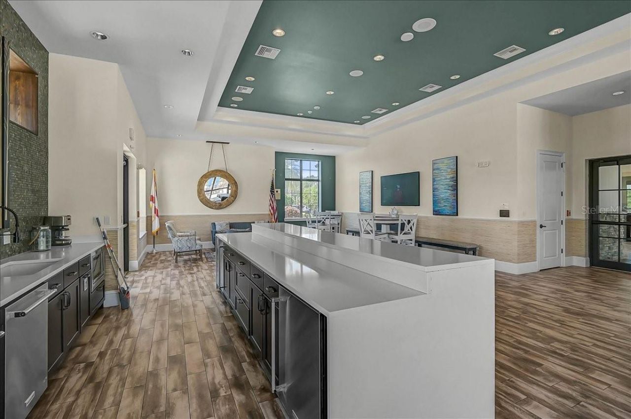 14326 Stirling Drive , Bradenton, FL 34202 Photo