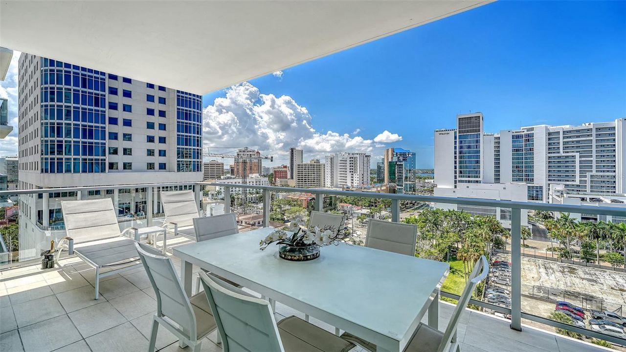 301 Quay Commons, Unit 1007, Sarasota, FL 34236 Photo