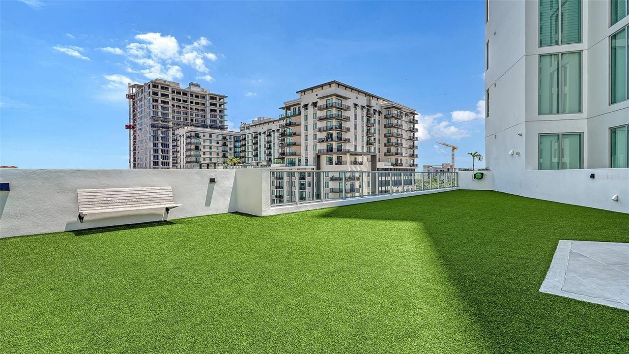 301 Quay Commons, Unit 1007, Sarasota, FL 34236 Photo