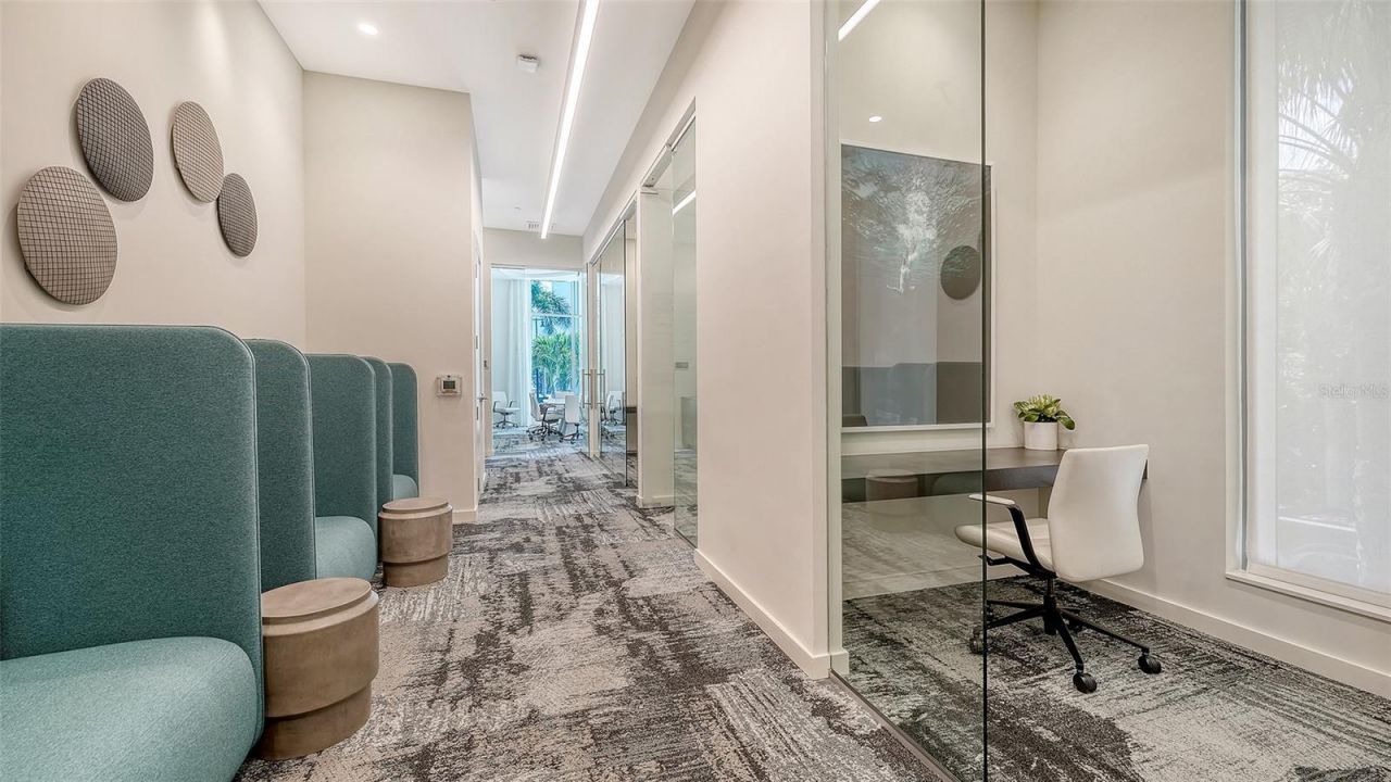 301 Quay Commons, Unit 1007, Sarasota, FL 34236 Photo