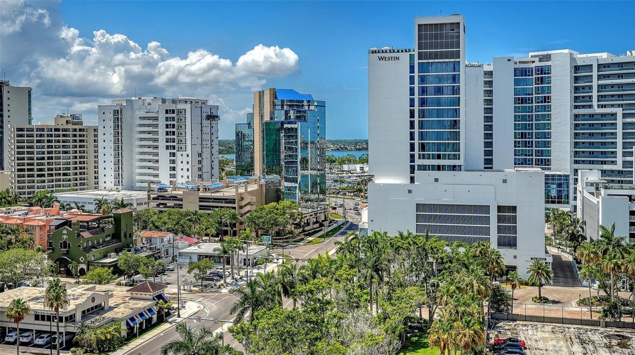 301 Quay Commons, Unit 1007, Sarasota, FL 34236 Photo