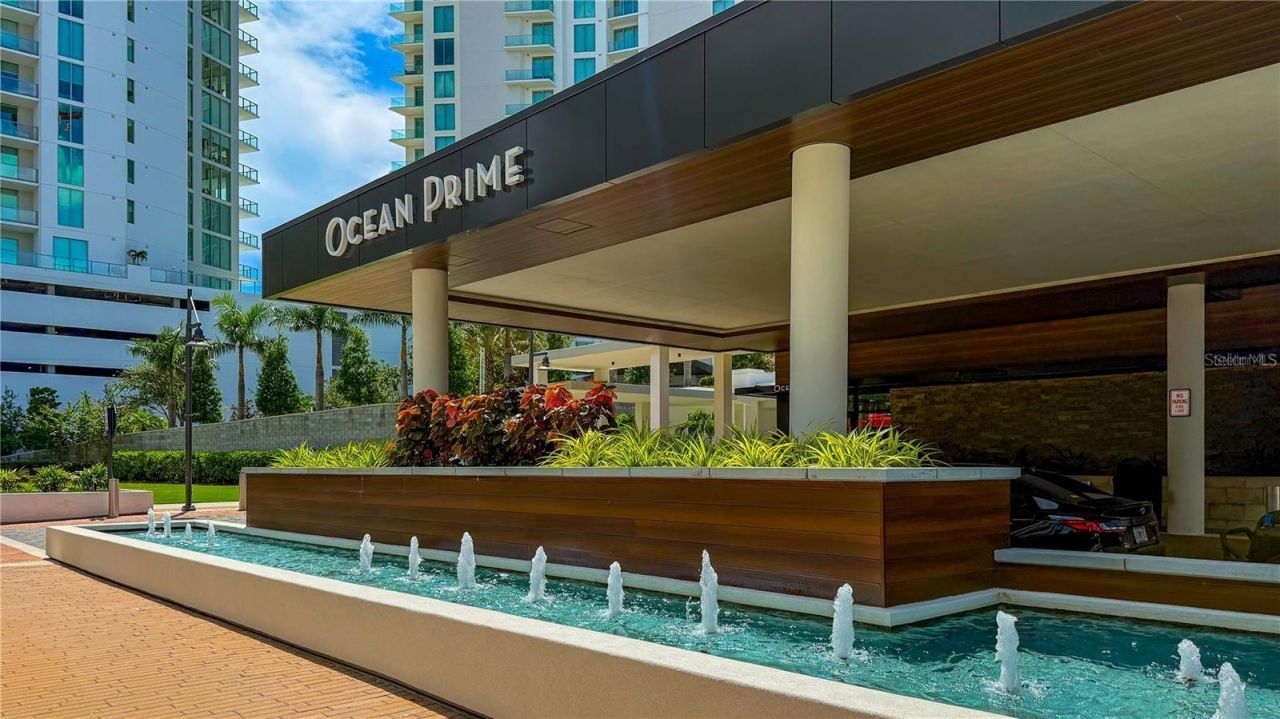 301 Quay Commons, Unit 1007, Sarasota, FL 34236 Photo