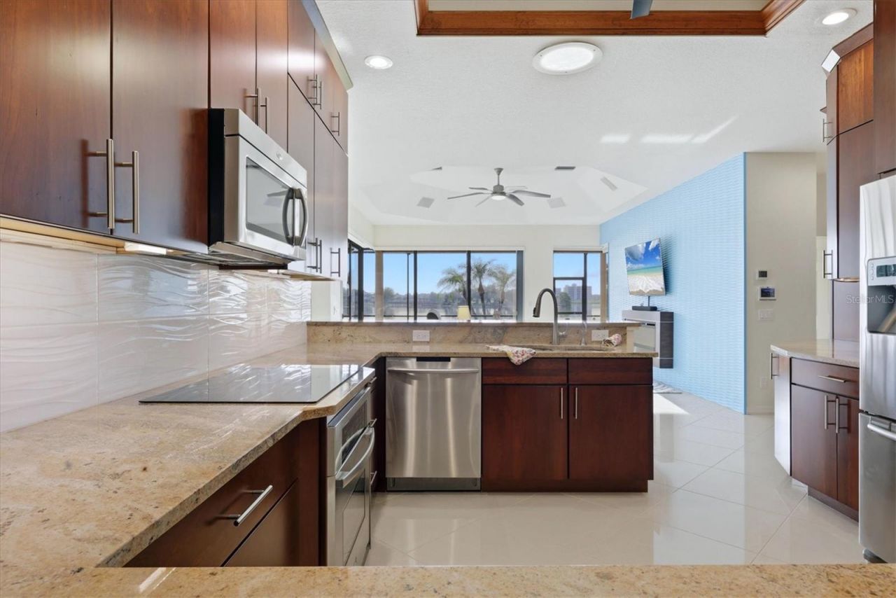 6610 Windjammer Place, Lakewood Ranch, FL 34202 Photo