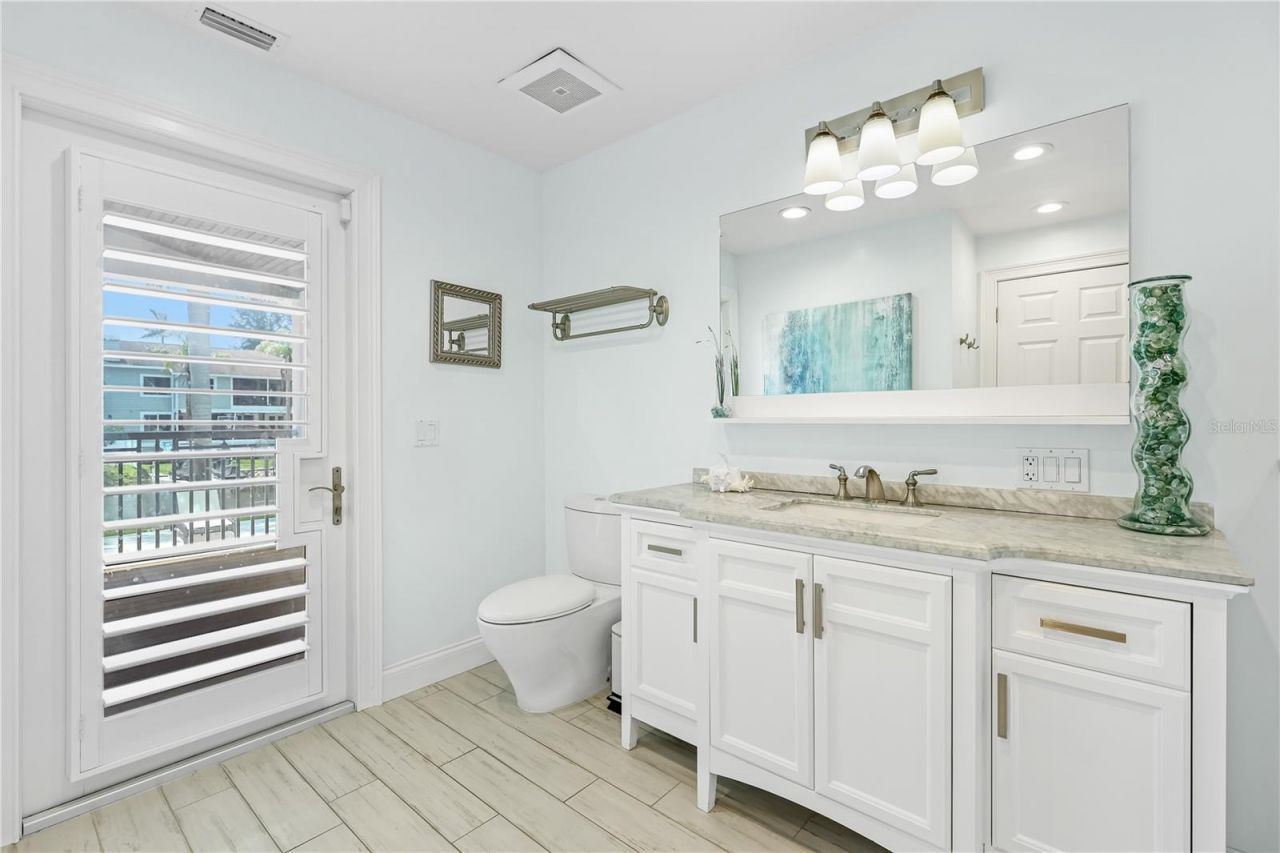 662 Apalachee Circle Ne, Saint Petersburg, FL 33702 Photo