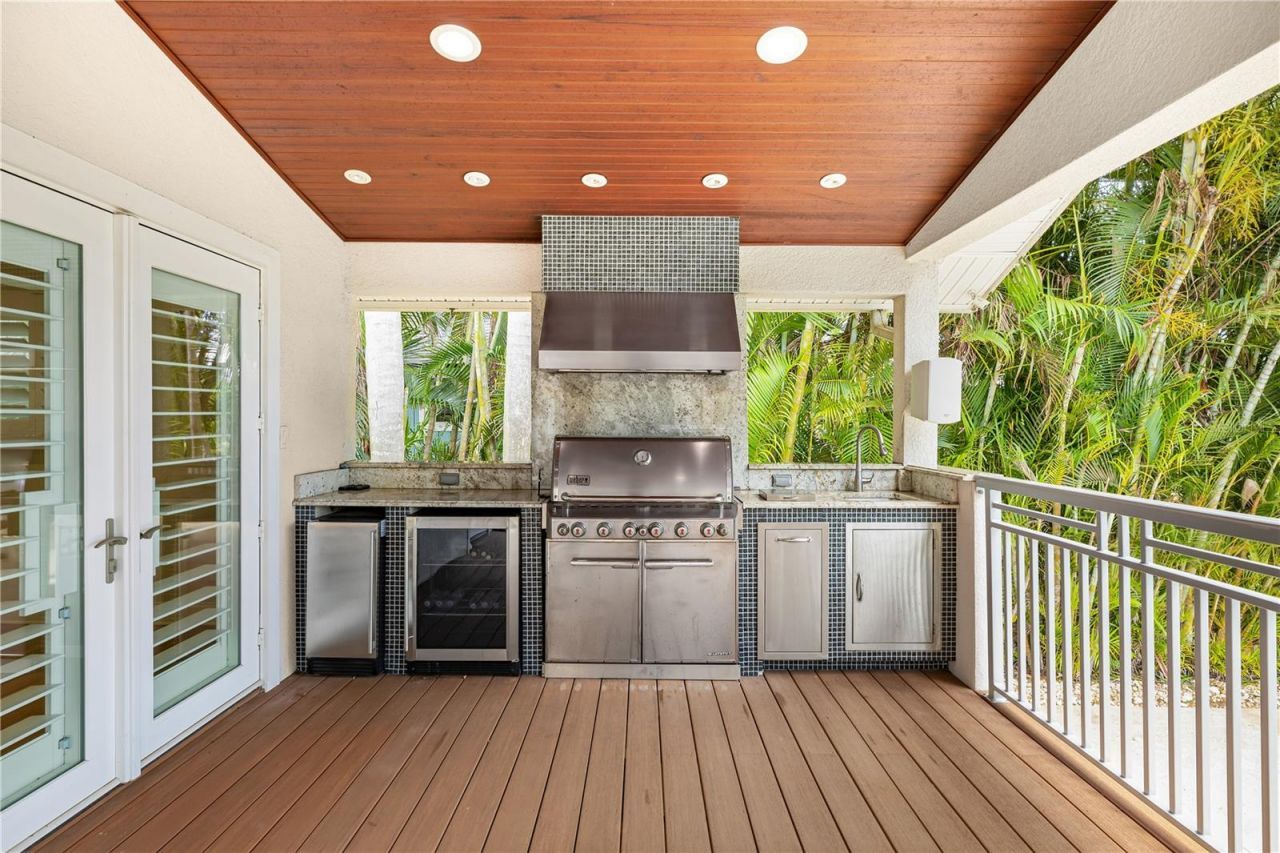 662 Apalachee Circle Ne, Saint Petersburg, FL 33702 Photo