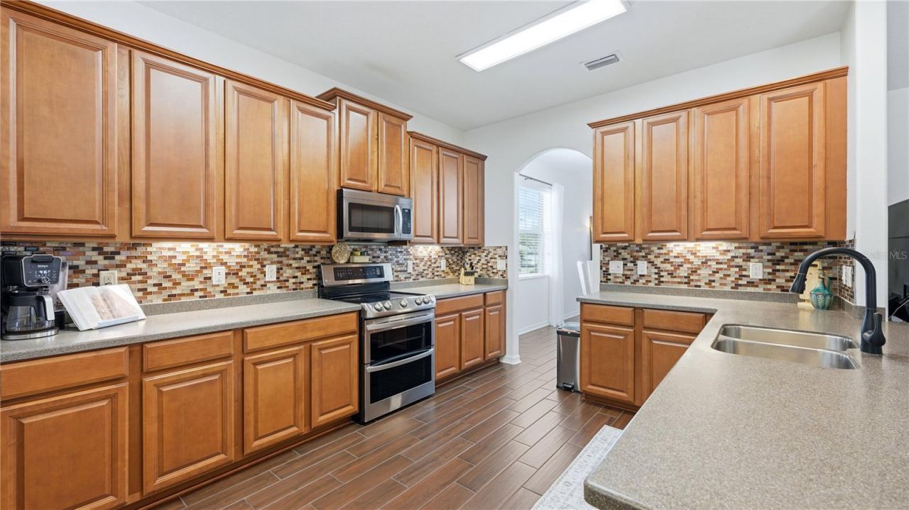 8839 39th Street Circle E, Parrish, FL 34219 Photo