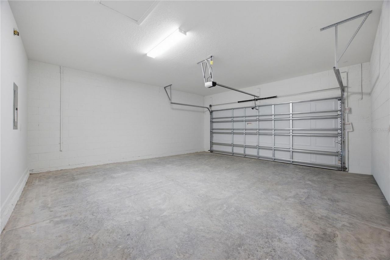 5727 Hiawassee Road, Okahumpka, FL 34762 Photo