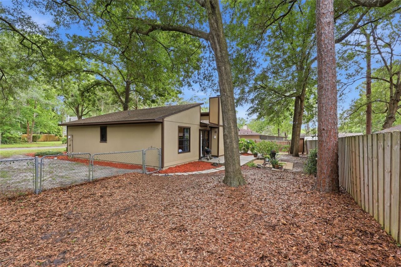 7314 SW 18th Place, Gainesville, FL 32607 Photo
