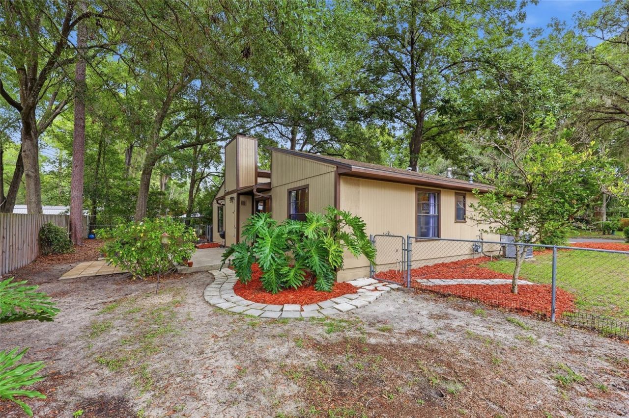 7314 SW 18th Place, Gainesville, FL 32607 Photo