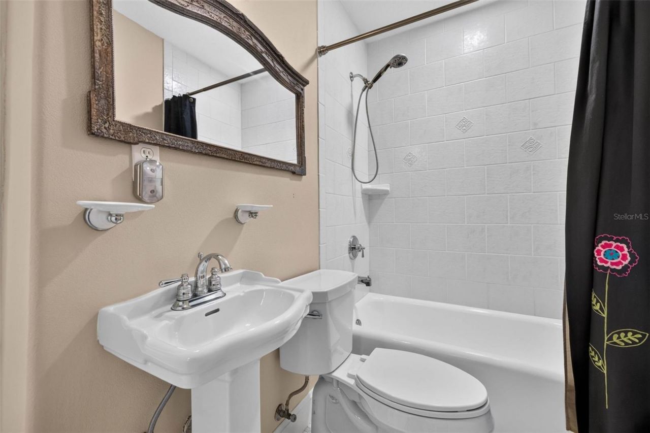 322 Roebling Road S, Belleair, FL 33756 Photo