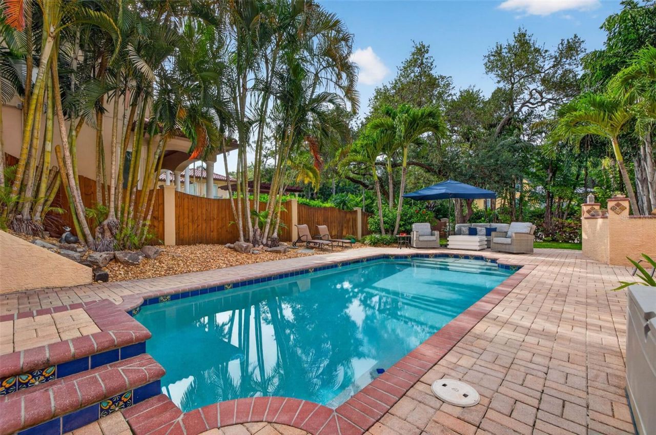 322 Roebling Road S, Belleair, FL 33756 Photo