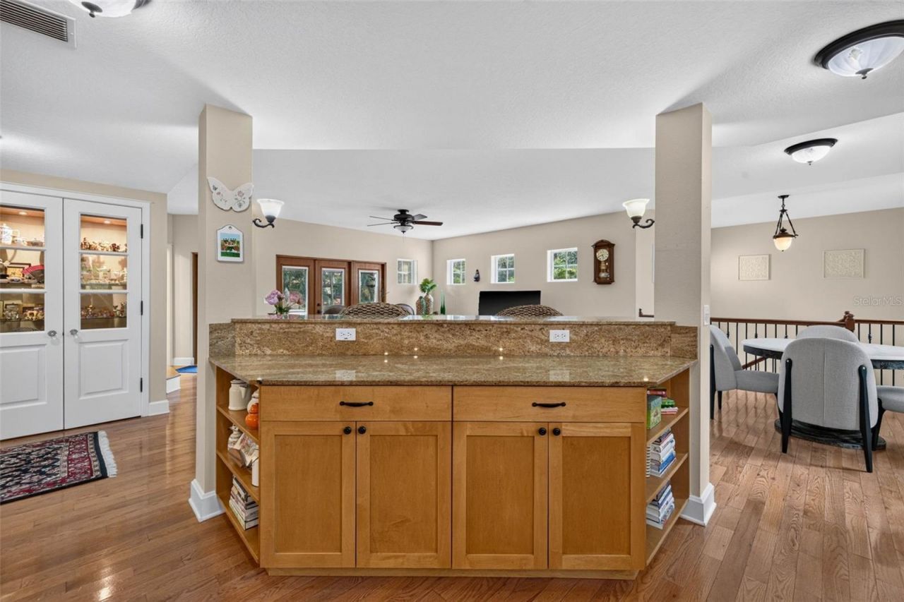322 Roebling Road S, Belleair, FL 33756 Photo