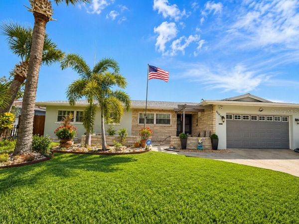 8408 BOULDER PLACE , TAMPA, FL 33615