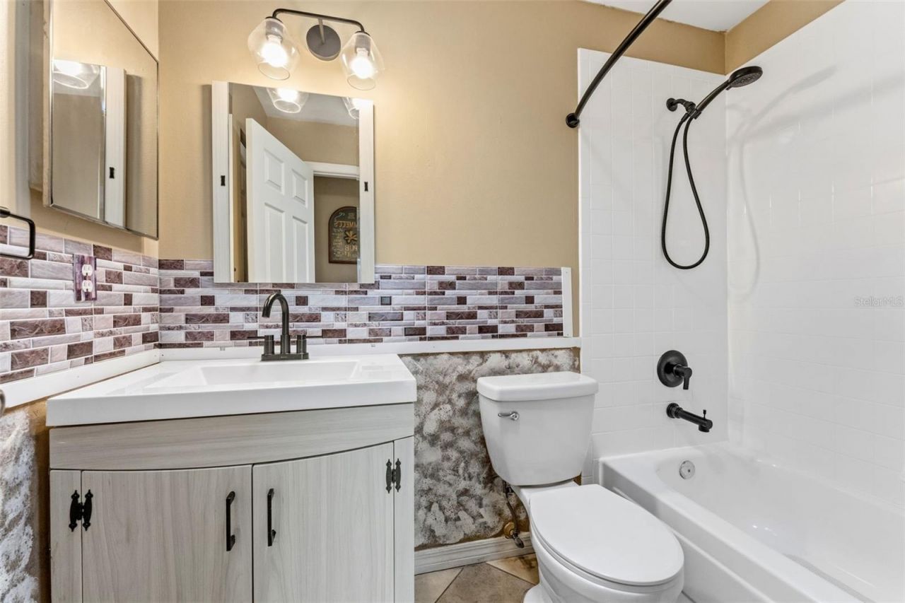 1210 Windhorst Ridge Drive , Brandon, FL 33510 Photo