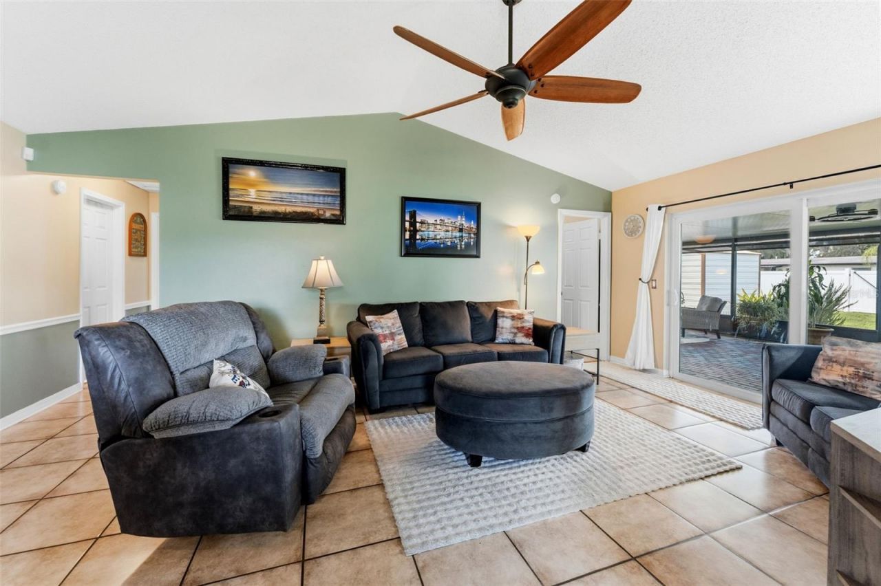 1210 Windhorst Ridge Drive , Brandon, FL 33510 Photo