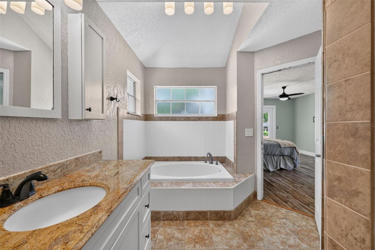 703 Riverside Drive , Tarpon Springs, FL 34689 Photo
