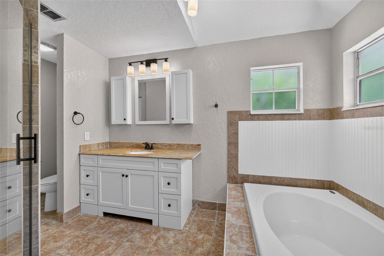 703 Riverside Drive , Tarpon Springs, FL 34689 Photo