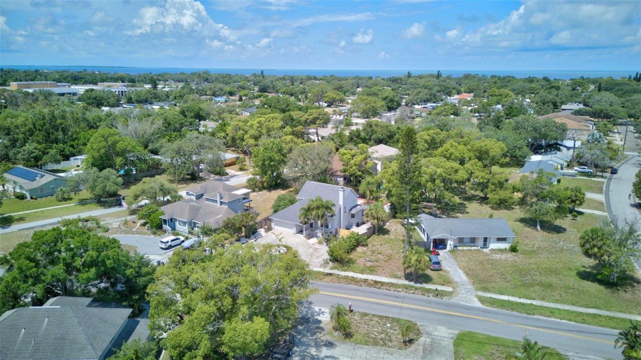 703 Riverside Drive , Tarpon Springs, FL 34689 Photo