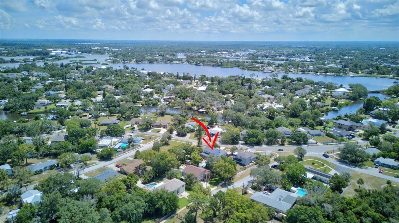 703 Riverside Drive , Tarpon Springs, FL 34689 Photo