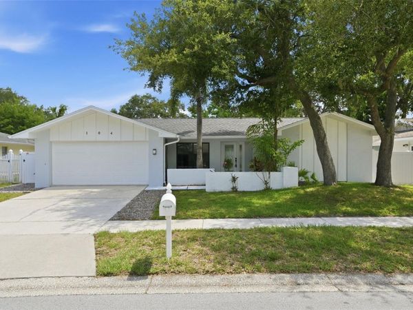 104 NESTLEBRANCH DRIVE , SAFETY HARBOR, FL 34695