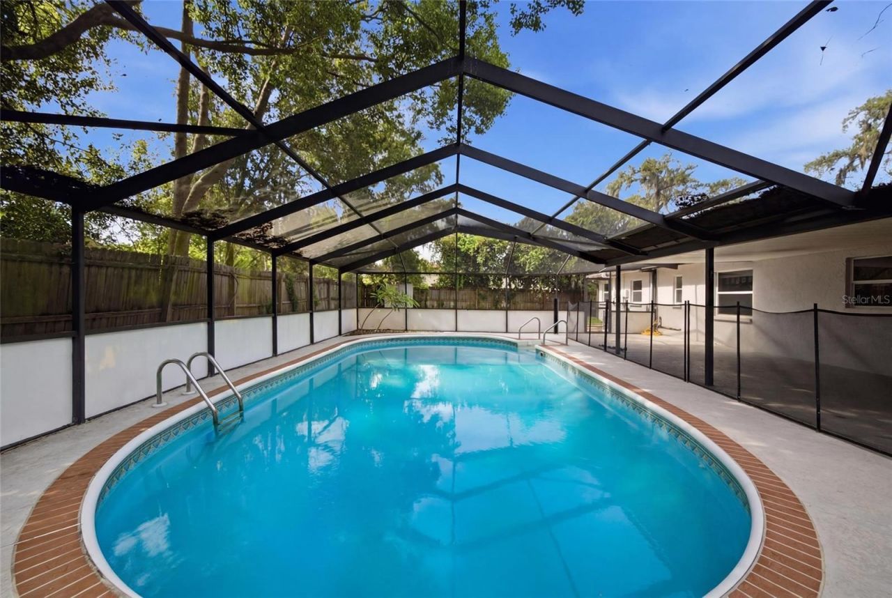 2969 Forest Circle, Seffner, FL 33584 Photo