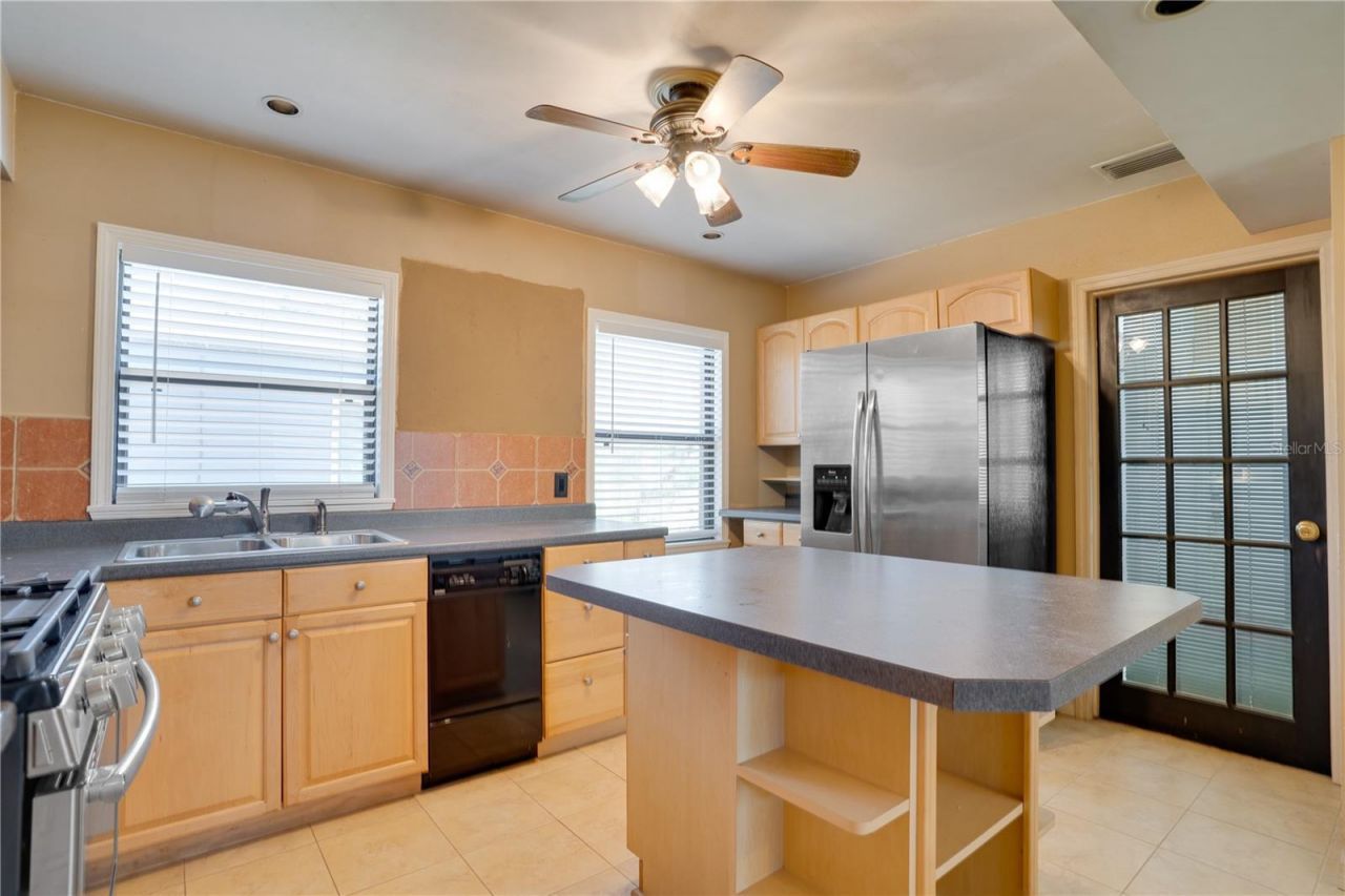 5801 7th Avenue S, Saint Petersburg, FL 33707 Photo