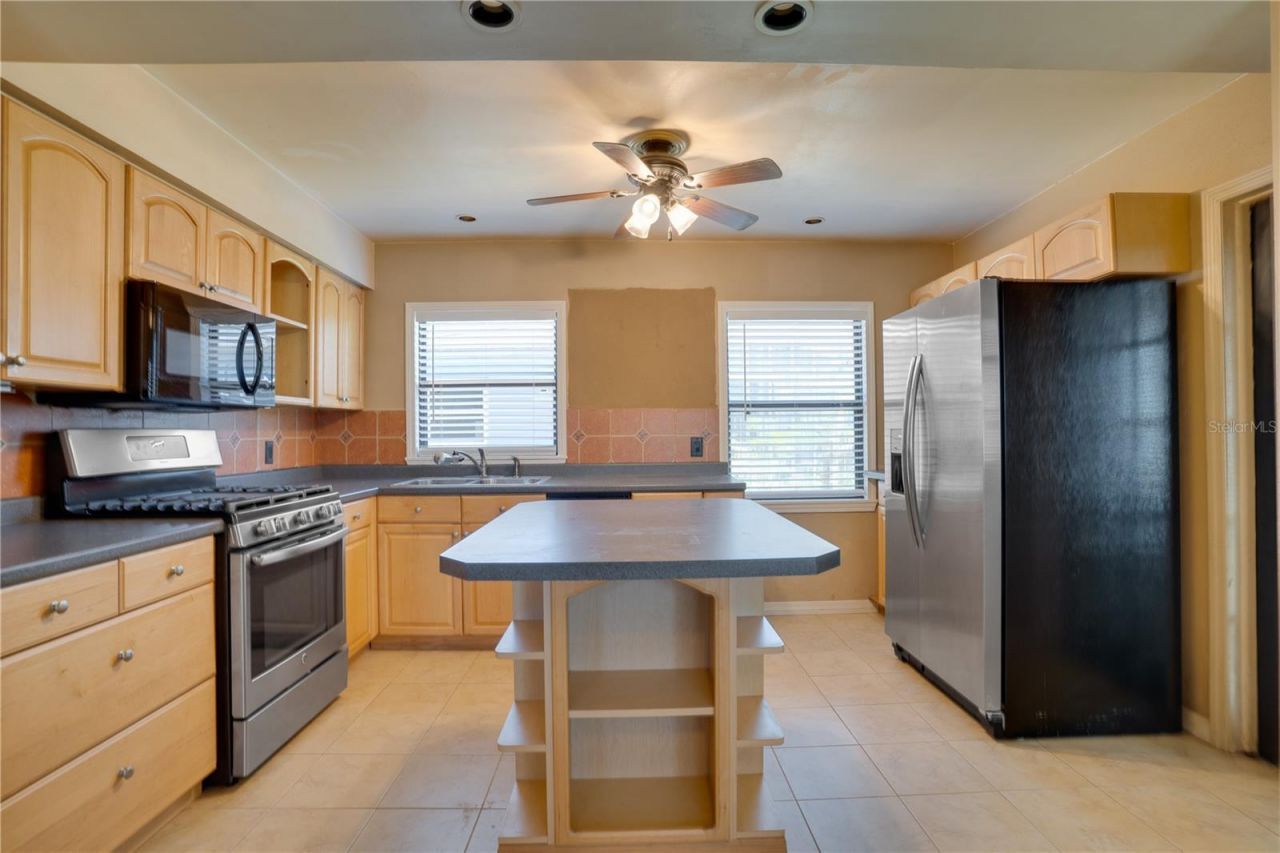 5801 7th Avenue S, Saint Petersburg, FL 33707 Photo