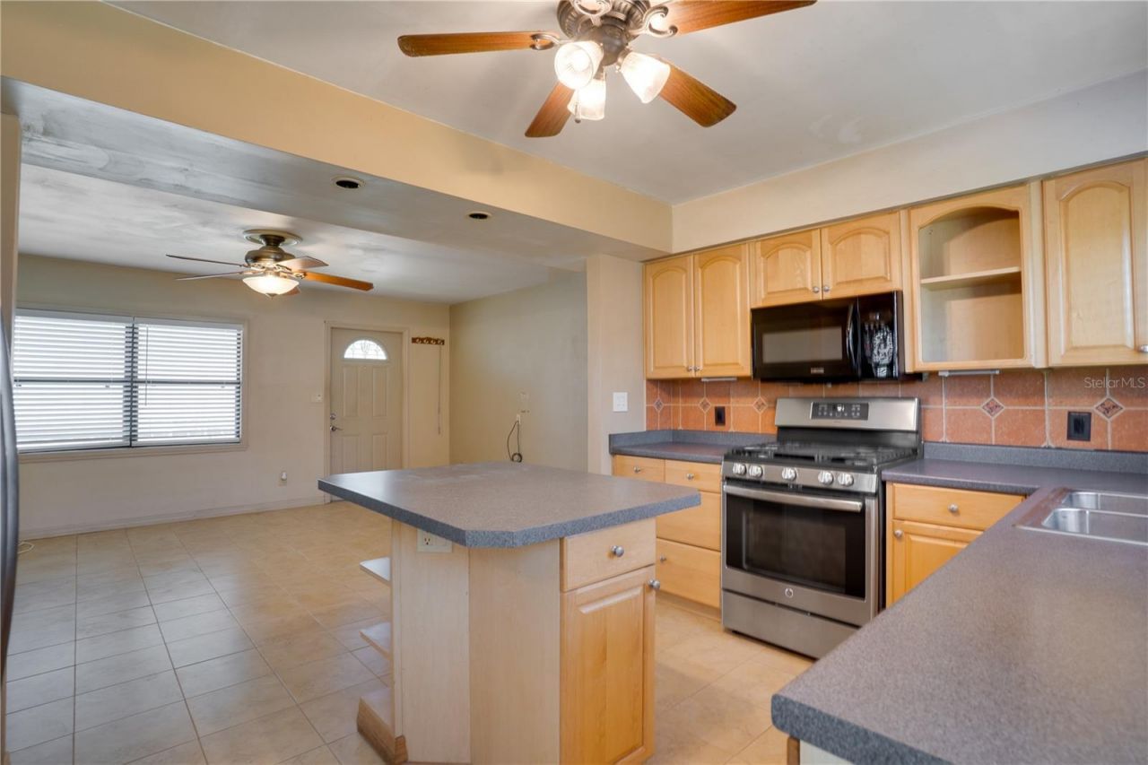 5801 7th Avenue S, Saint Petersburg, FL 33707 Photo
