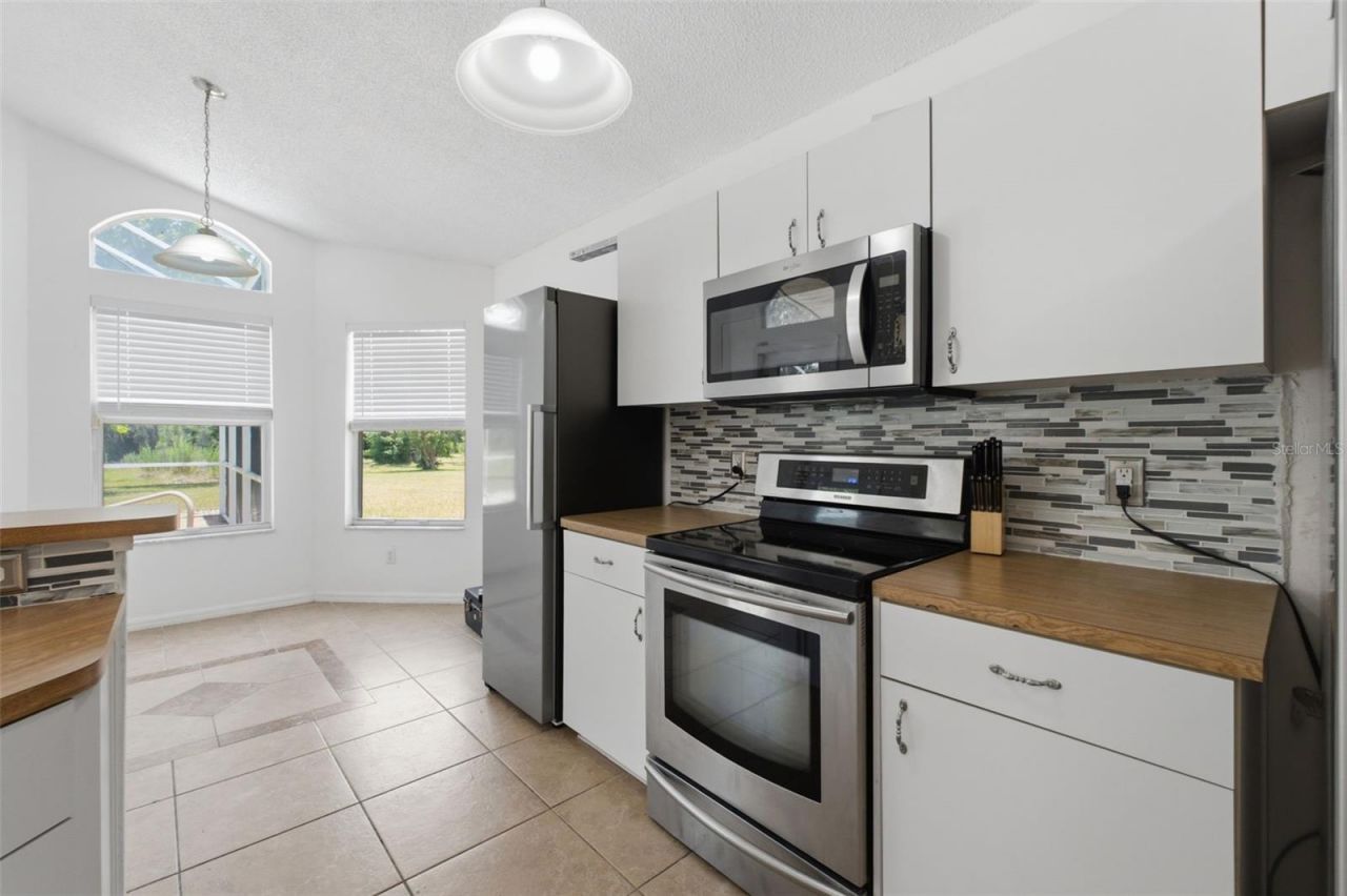 2419 E Stage Coach Trail , Inverness, FL 34452 Photo