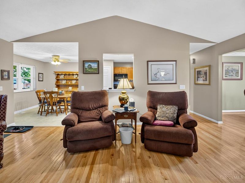 6104 Pine Meadows Drive, Loveland, OH 45140 Photo 12