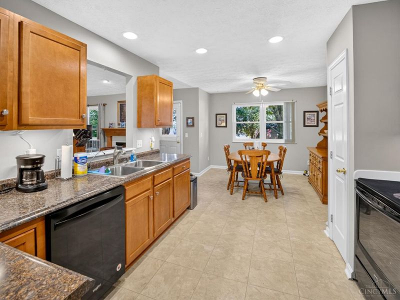 6104 Pine Meadows Drive, Loveland, OH 45140 Photo 16