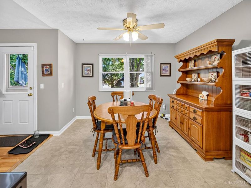 6104 Pine Meadows Drive, Loveland, OH 45140 Photo 18