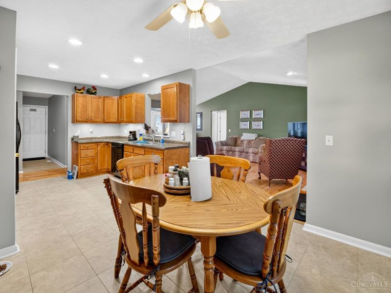 6104 Pine Meadows Drive, Loveland, OH 45140 Photo 19