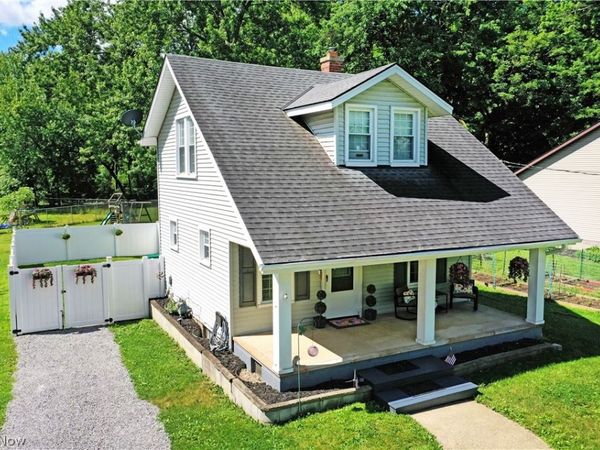 23 Massachusetts Avenue , Poland, OH 44514