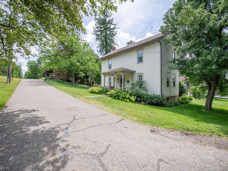 204 E 4th Street, Zoar, OH 44622 Photo 2