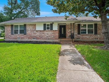 11070 Delford Circle, Dallas, TX 75228