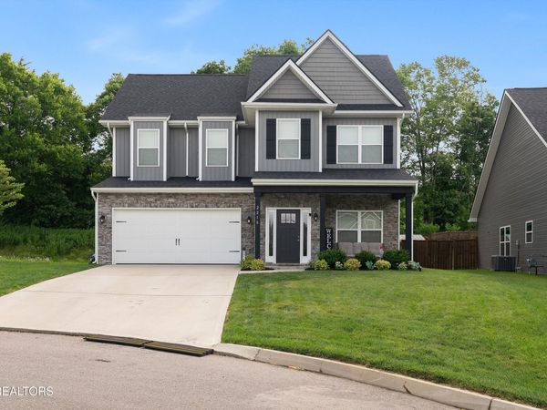 2216 Shylah Mia Lane, Knoxville, TN 37932